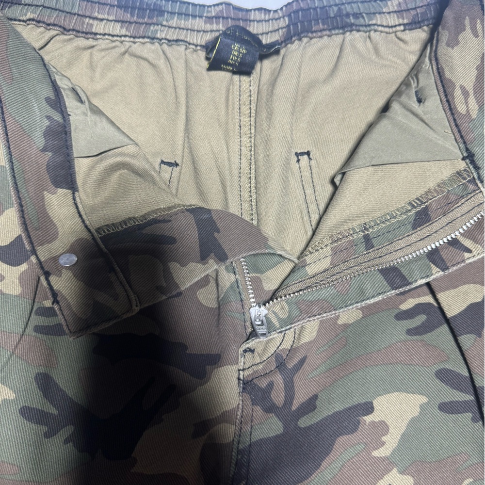 House of Harlow 1960 Women's Green Wide Leg Camo Cargo Pants - Picture 8 of 12